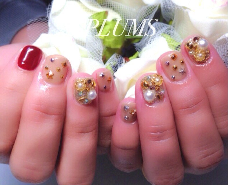 スタッズ ストーン敷き詰めネイル 京都宇治のネイルサロン ｎａｉｌ ｓａｌｏｎ ｐｌｕｍｓ