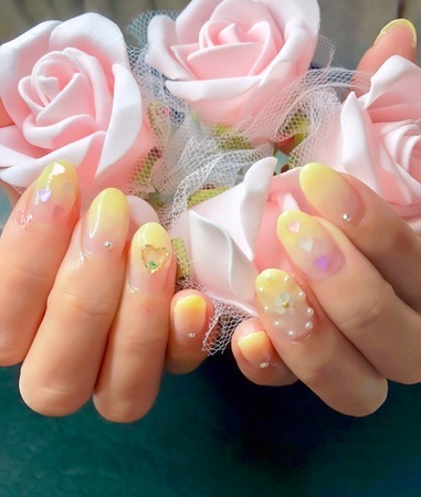 パステルグラデ ハートネイル 京都宇治のネイルサロン ｎａｉｌ ｓａｌｏｎ ｐｌｕｍｓ