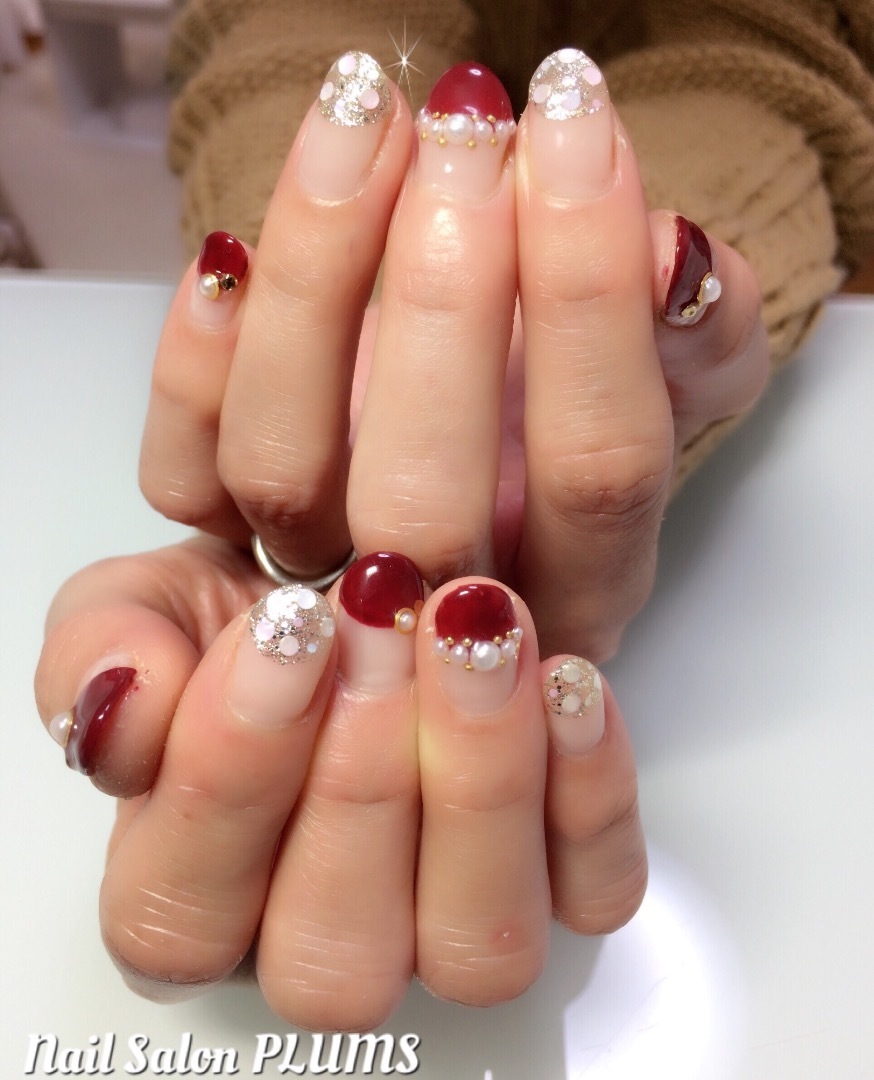 キラキラ 赤ネイル 京都宇治のネイルサロン ｎａｉｌ ｓａｌｏｎ ｐｌｕｍｓ